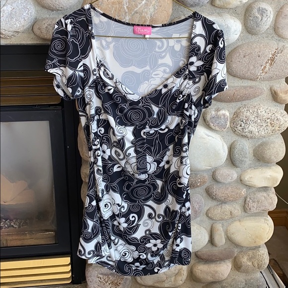 Glam shirt. - Picture 1 of 2